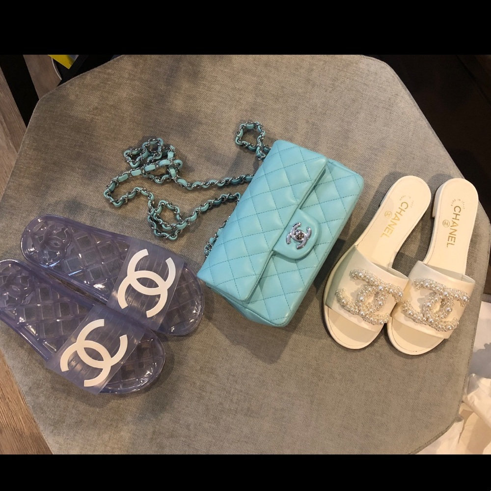 Chanel clear slides